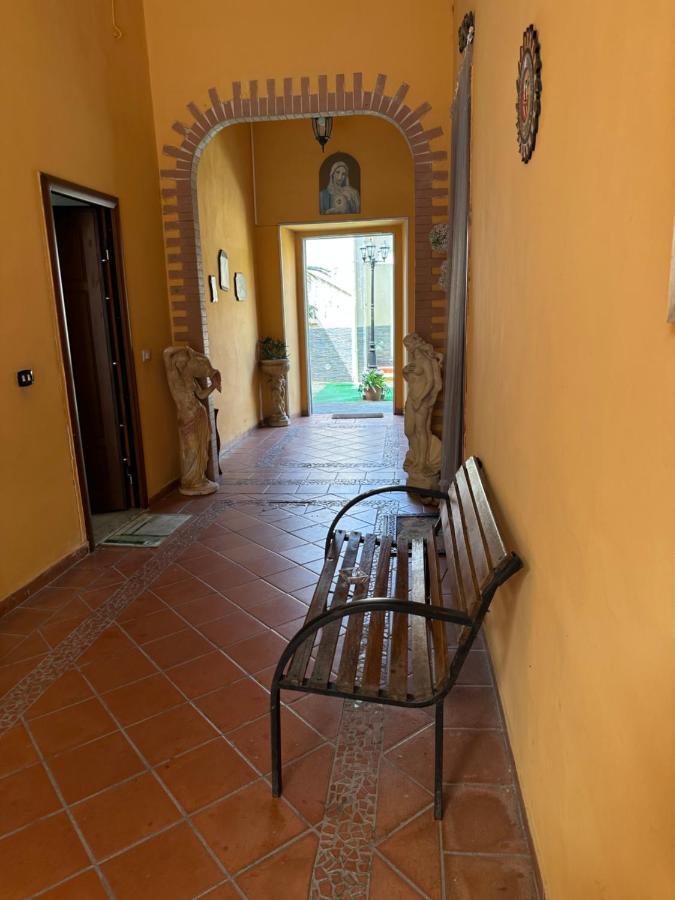 B&B Infinity Неаполь Экстерьер фото